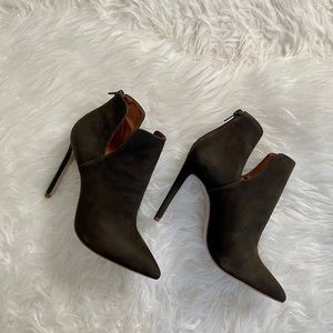 Steve Madden Dip High Heel Booties, Olive, size 7
